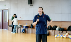 澳门威尼斯:女排奥运冠军宋妮娜：青少年保持身心健康才能走得更远