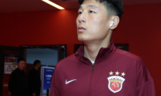 澳门威尼斯娱乐:武磊：膝盖伤势是不可逆的，现在踢比赛前，还是要吃止疼药